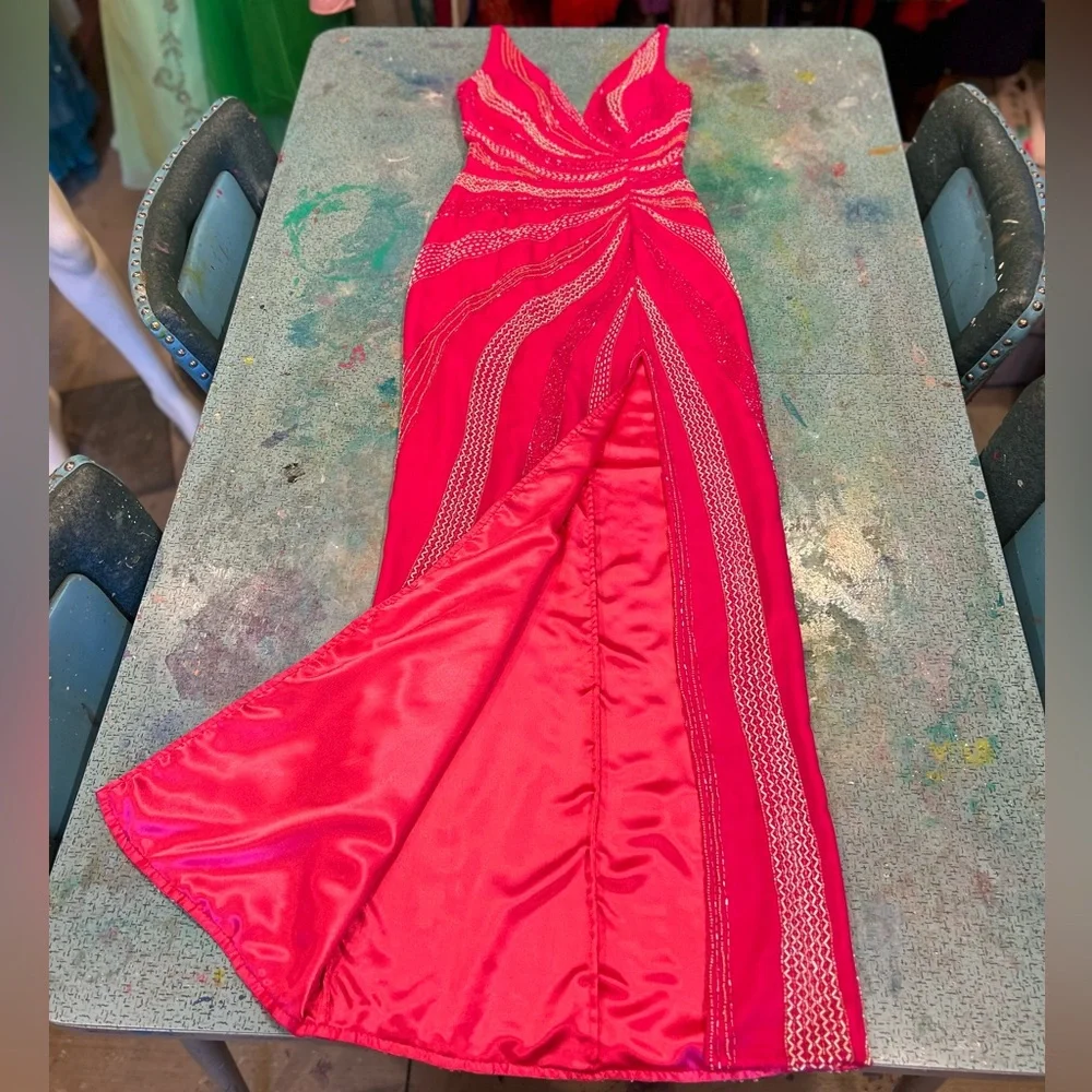 Y2K Beaded Barbie Pink Gown - Picture 6 of 16